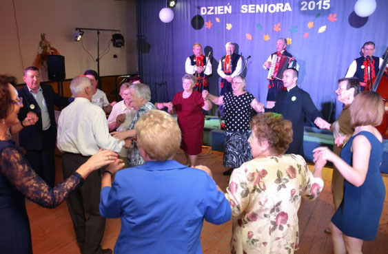 Dzien Seniora2015tabl