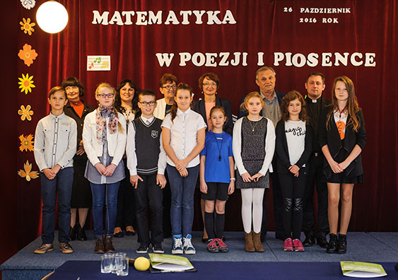 Mat w Poezji sprawozdanie